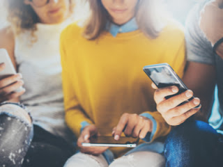 addiction recovery and phones